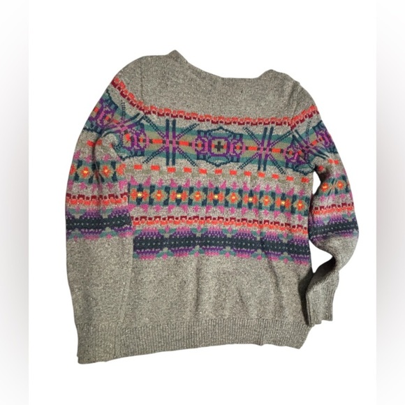Women's Gray Sweater Size L See measurements Tribal Graphic Cold Weather cabin - Picture 2 of 8